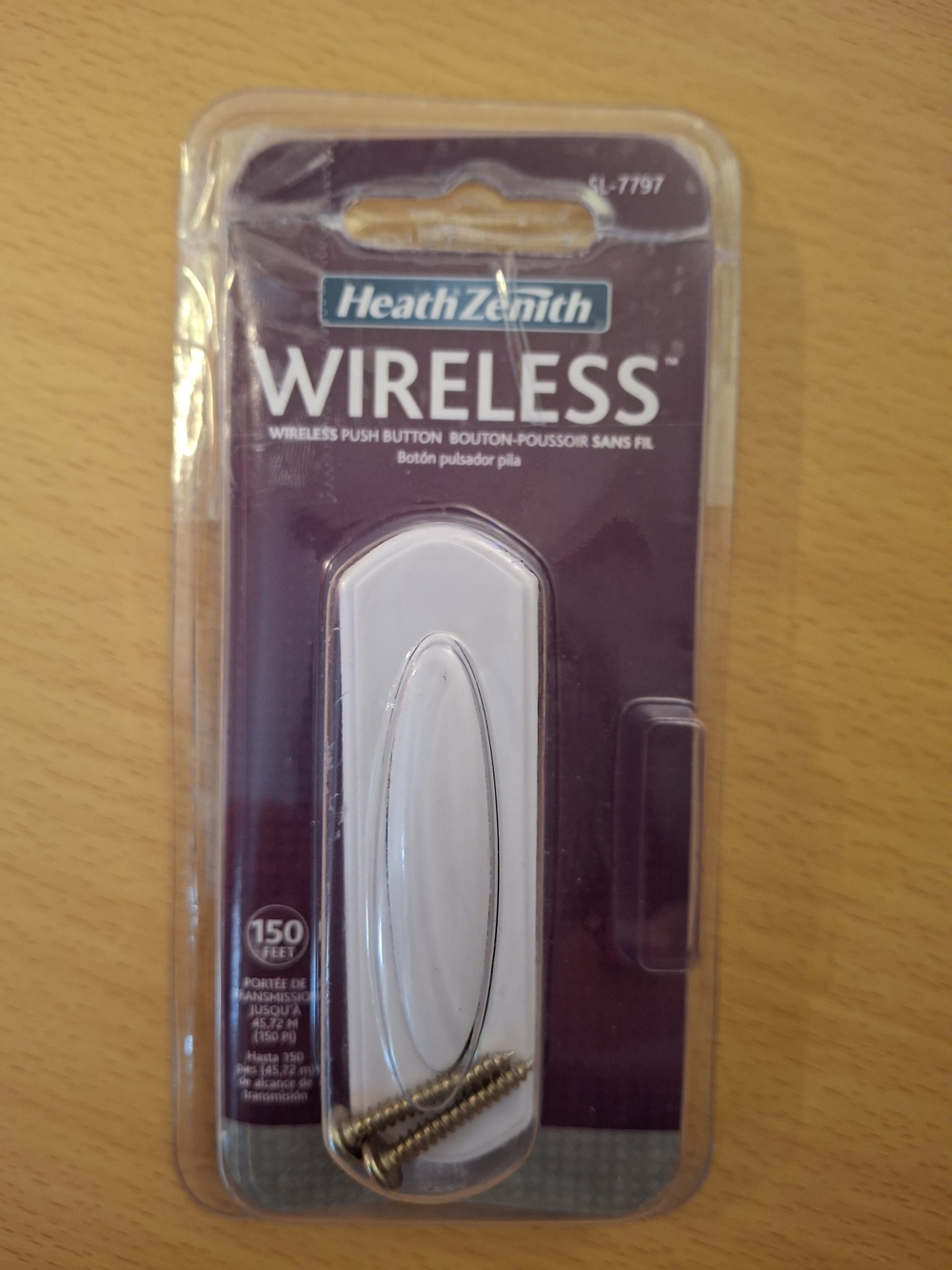 HeathZenith SL-7797 Wireless Doorbell Push Button White Surface Mount w/Battery